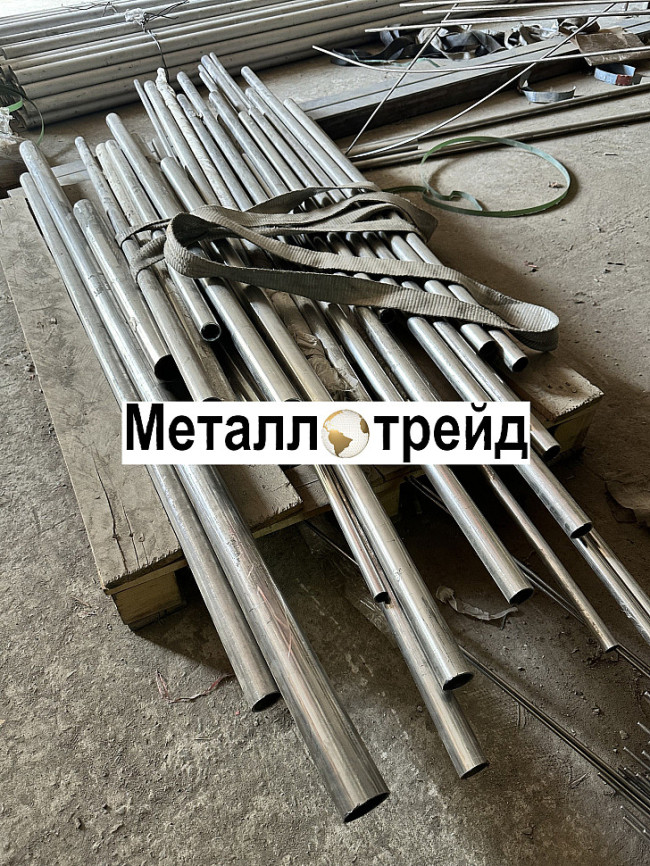 Труба нержавеющая электросварная AISI 201 38x2 мм 6000
